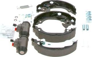 BOSCH 0 204 113 672 - Kit freno, freni a tamburo www.autoricambit.com