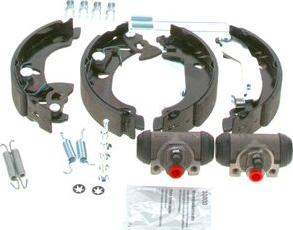 BOSCH 0 204 113 672 - Kit freno, freni a tamburo www.autoricambit.com