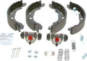 BOSCH 0 204 113 723 - Kit freno, freni a tamburo www.autoricambit.com