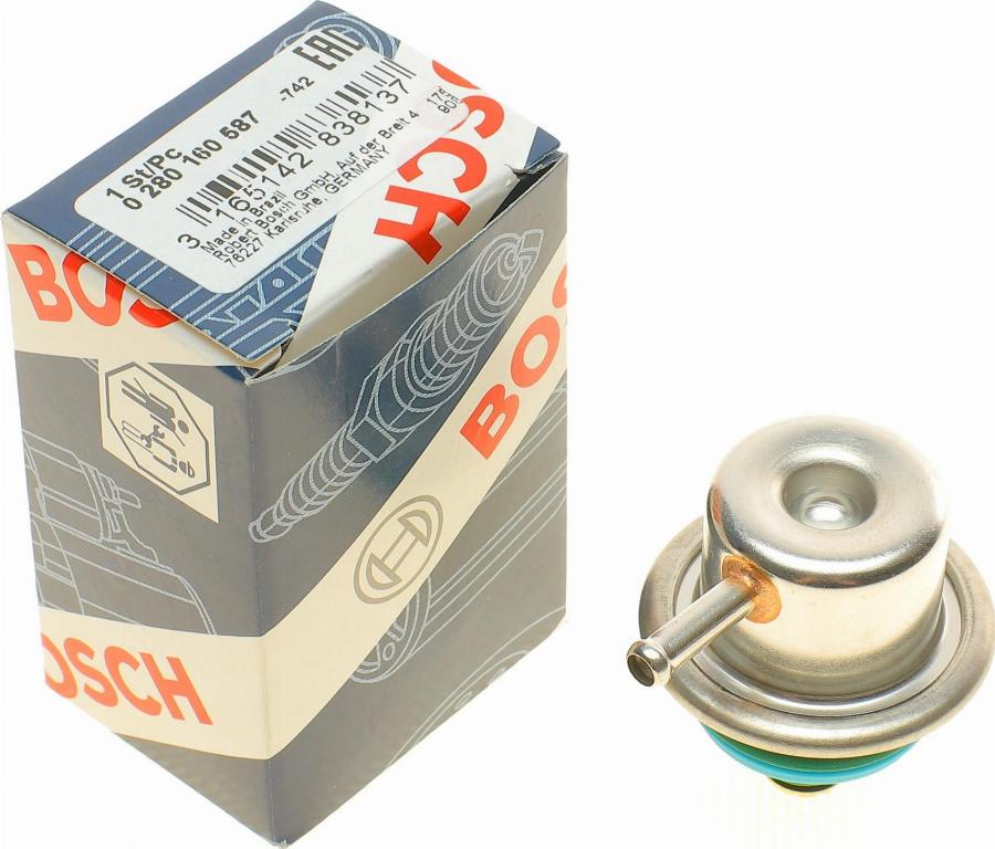 BOSCH 0 280 160 587 - Regolatore pressione carburante www.autoricambit.com