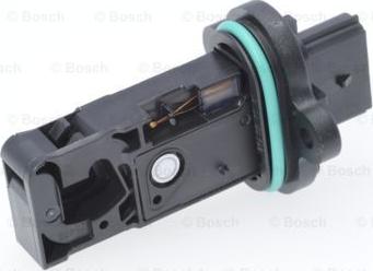 BOSCH 0 280 218 293 - Debimetro www.autoricambit.com