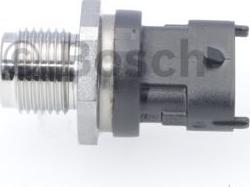 BOSCH 0 281 006 325 - Sensore, Pressione carburante www.autoricambit.com