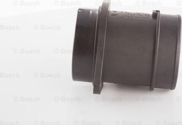 BOSCH 0 281 002 144 - Debimetro www.autoricambit.com