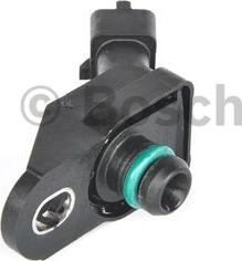 BOSCH 0 281 002 137 - Sensore, Pressione collettore d'aspirazione www.autoricambit.com