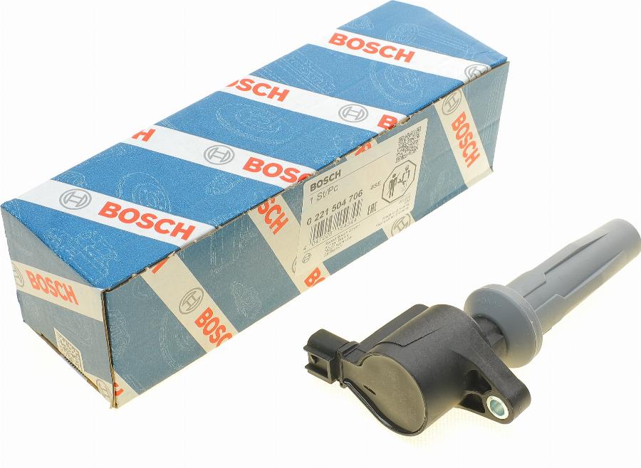 BOSCH 0 221 504 706 - Bobina d'accensione www.autoricambit.com