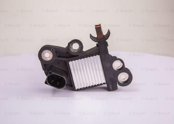 BOSCH 0 272 220 845 - Regolatore di tensione del generatore www.autoricambit.com