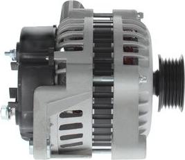 BOSCH 1 986 A00 821 - Alternatore www.autoricambit.com