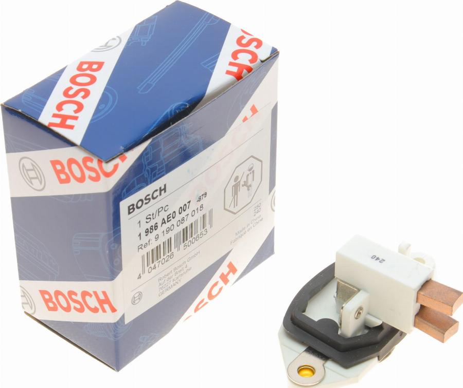 BOSCH 1 986 AE0 007 - Regolatore di tensione del generatore www.autoricambit.com