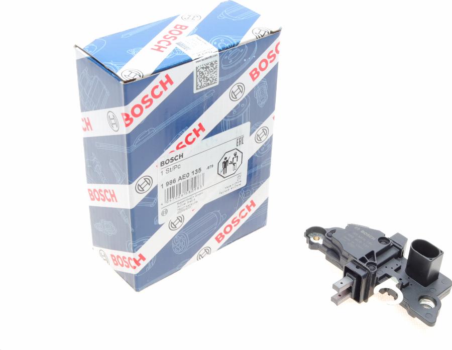 BOSCH 1 986 AE0 135 - Regolatore di tensione del generatore www.autoricambit.com