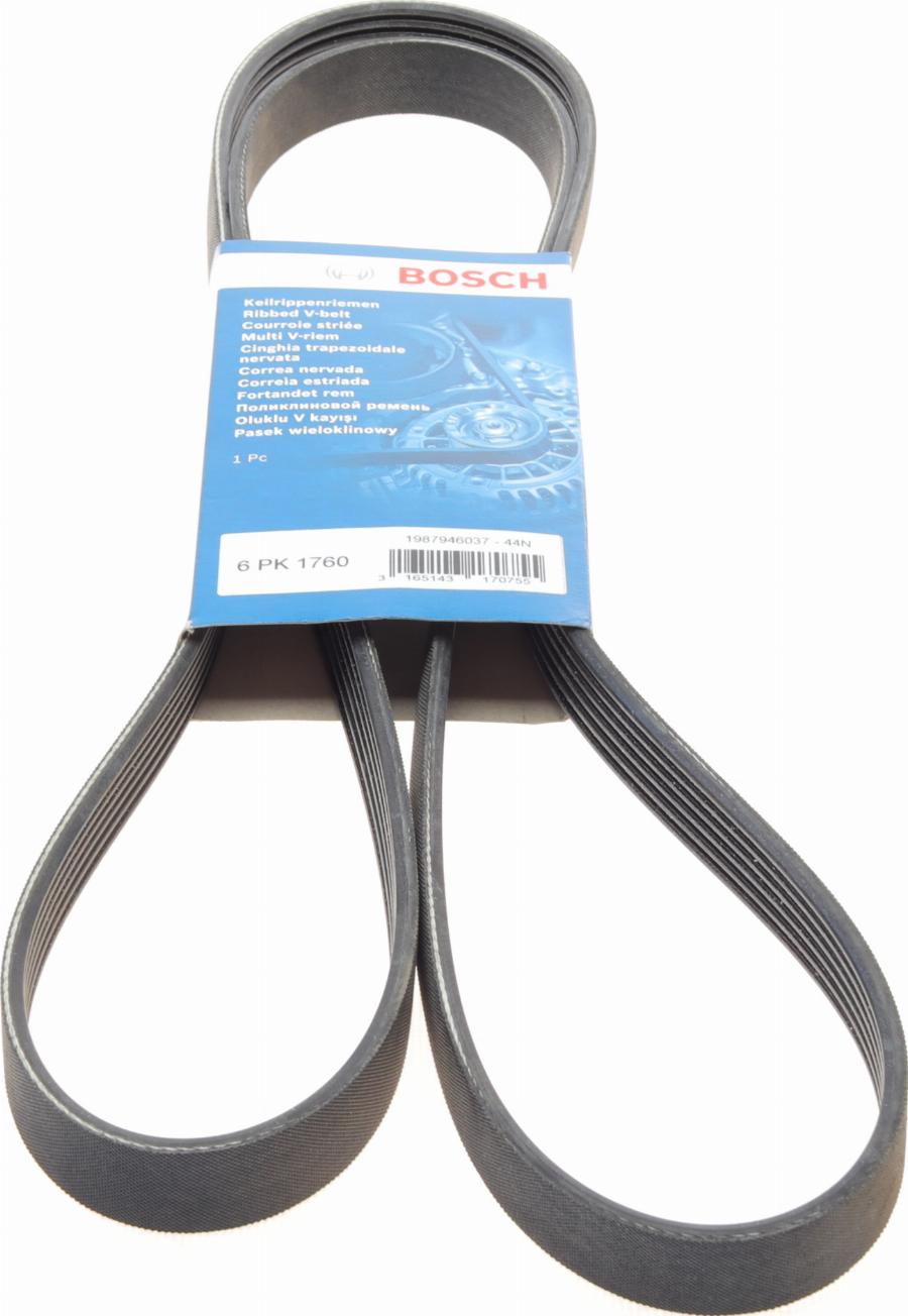 BOSCH 1 987 946 037 - Cinghia Poly-V www.autoricambit.com