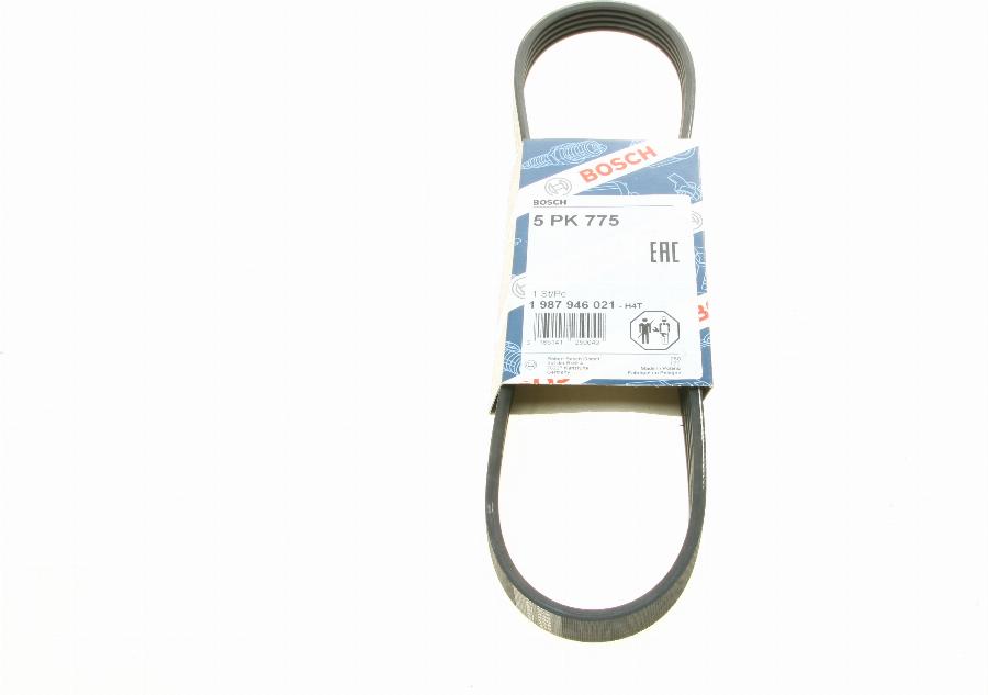 BOSCH 1 987 946 021 - Cinghia Poly-V www.autoricambit.com