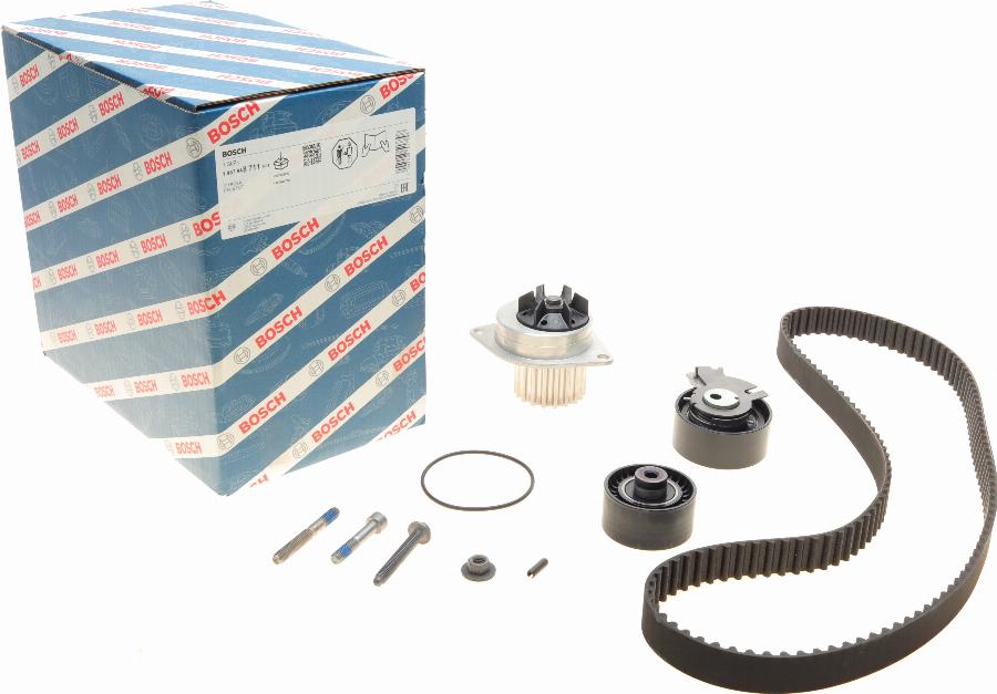 BOSCH 1 987 948 711 - Pompa acqua + Kit cinghie dentate www.autoricambit.com