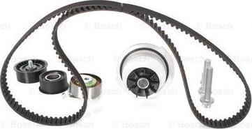 BOSCH 1 987 948 738 - Pompa acqua + Kit cinghie dentate www.autoricambit.com