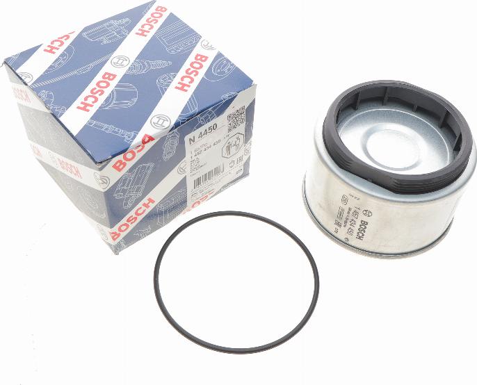 BOSCH 1 457 434 450 - Filtro carburante www.autoricambit.com