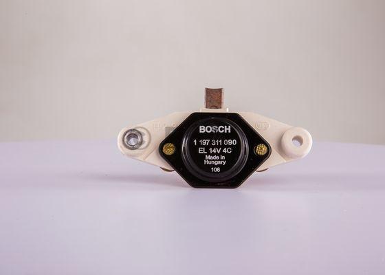 BOSCH 1 197 311 090 - Regolatore di tensione del generatore www.autoricambit.com