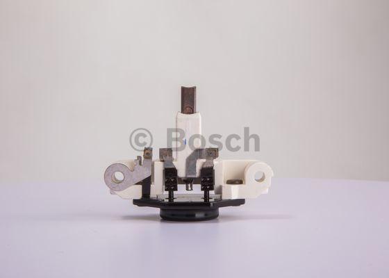 BOSCH 1 197 311 212 - Regolatore di tensione del generatore www.autoricambit.com