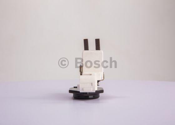 BOSCH 1 197 311 212 - Regolatore di tensione del generatore www.autoricambit.com