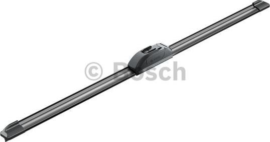 BOSCH 3 397 008 940 - Spazzola tergi www.autoricambit.com