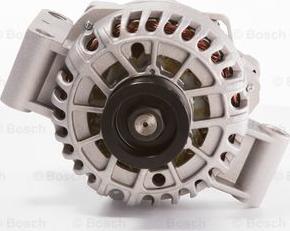 BOSCH F 042 304 007 - Alternatore www.autoricambit.com