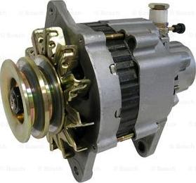 BOSCH F 042 305 050 - Alternatore www.autoricambit.com