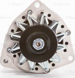 BOSCH F 042 301 027 - Alternatore www.autoricambit.com