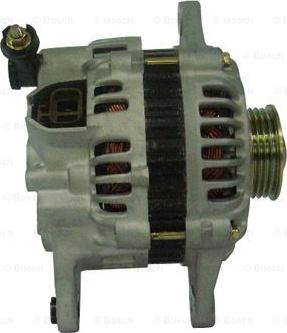 BOSCH F 042 303 045 - Alternatore www.autoricambit.com