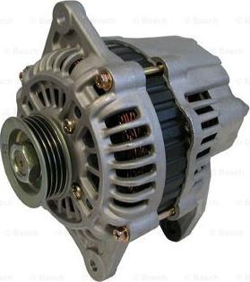 BOSCH F 042 303 040 - Alternatore www.autoricambit.com