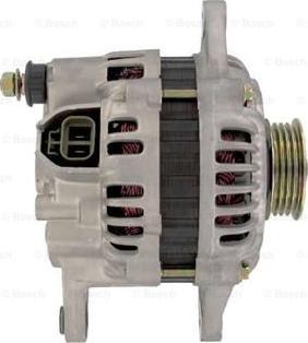 BOSCH F 042 303 038 - Alternatore www.autoricambit.com