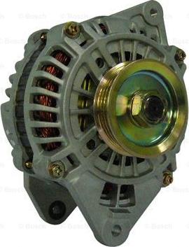 BOSCH F 042 303 072 - Alternatore www.autoricambit.com