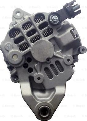 BOSCH F 042 303 121 - Alternatore www.autoricambit.com