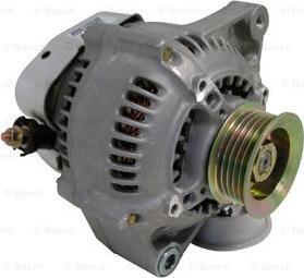 BOSCH F 042 302 049 - Alternatore www.autoricambit.com