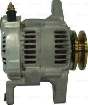 BOSCH F 042 302 008 - Alternatore www.autoricambit.com