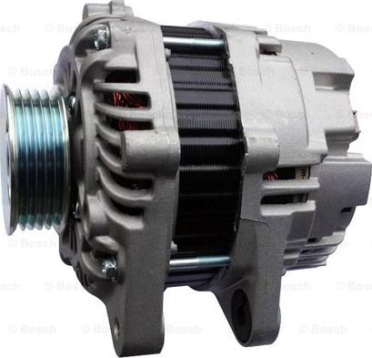 BOSCH F 042 205 038 - Alternatore www.autoricambit.com