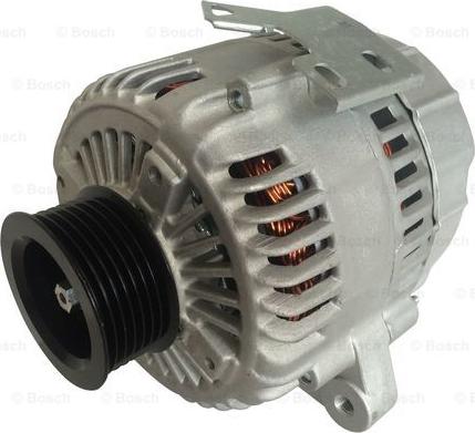 BOSCH F 042 205 160 - Alternatore www.autoricambit.com