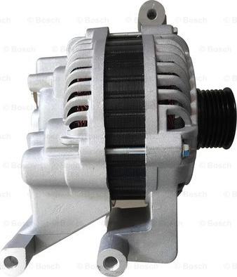 BOSCH F 042 205 104 - Alternatore www.autoricambit.com