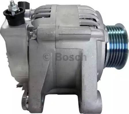 BOSCH F 042 205 105 - Alternatore www.autoricambit.com