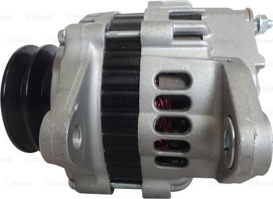 BOSCH F 042 205 120 - Alternatore www.autoricambit.com