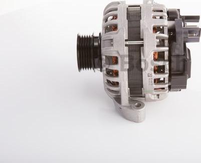 BOSCH F 000 BL0 600 - Alternatore www.autoricambit.com