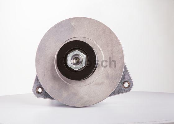 BOSCH F 000 LD0 206 - Alternatore www.autoricambit.com