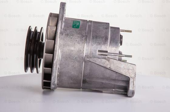 BOSCH F 000 LD0 208 - Alternatore www.autoricambit.com