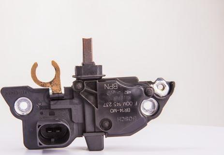 BOSCH F 00M 145 237 - Regolatore di tensione del generatore www.autoricambit.com