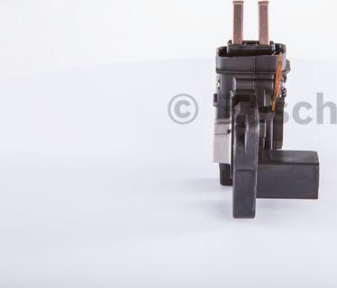 BOSCH F 00M A45 300 - Regolatore di tensione del generatore www.autoricambit.com