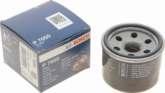 BOSCH F 026 407 050 - Filtro olio www.autoricambit.com