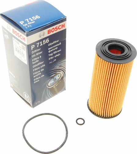 BOSCH F 026 407 156 - Filtro olio www.autoricambit.com