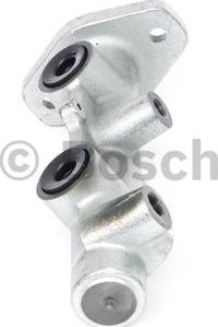 BOSCH F 026 003 136 - Cilindro maestro del freno www.autoricambit.com