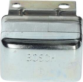 BOSCH F 026 T02 230 - Regolatore di tensione del generatore www.autoricambit.com