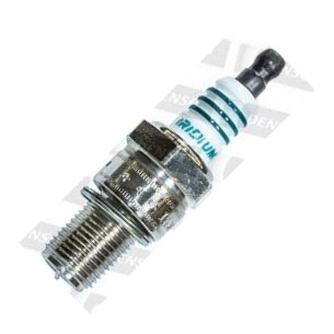 Denso IWM01-32 - Candela accensione www.autoricambit.com