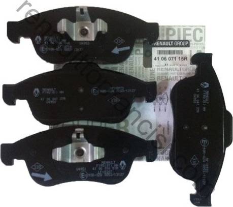 RENAULT 410607115R - Kit pastiglie freno, Freno a disco www.autoricambit.com