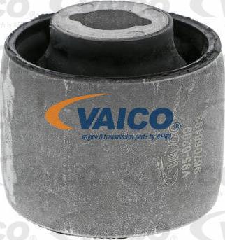 VAICO V95-0209 - Silent Block, Supporto Braccio Oscillante www.autoricambit.com