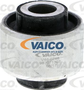 VAICO V46-0748 - Silent Block, Supporto Braccio Oscillante www.autoricambit.com